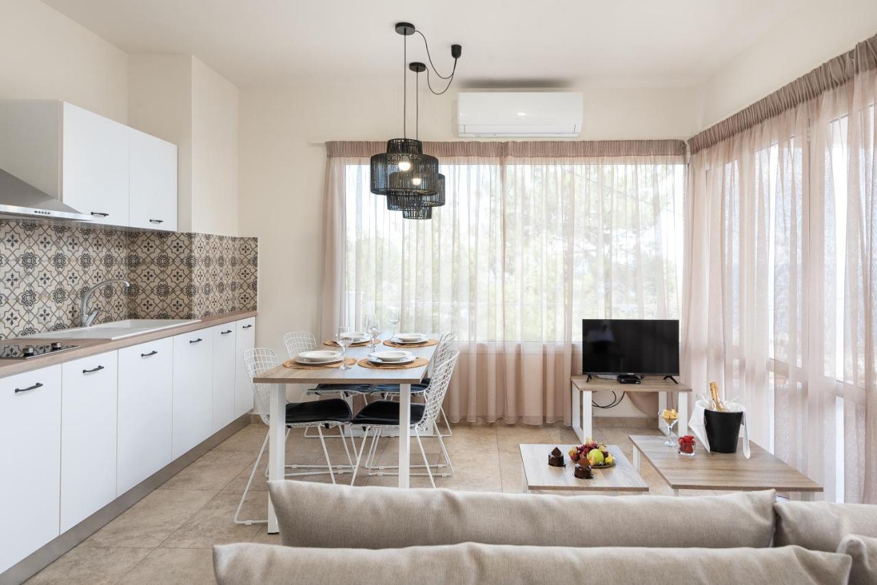 Апартаменты Anastasios House Stegna - Up Floor Архангелос Экстерьер фото
